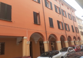 Centro Storico,Via San Petronio Vecchio,Centro Sud,1 Stanza Rooms,Commerciale,1351